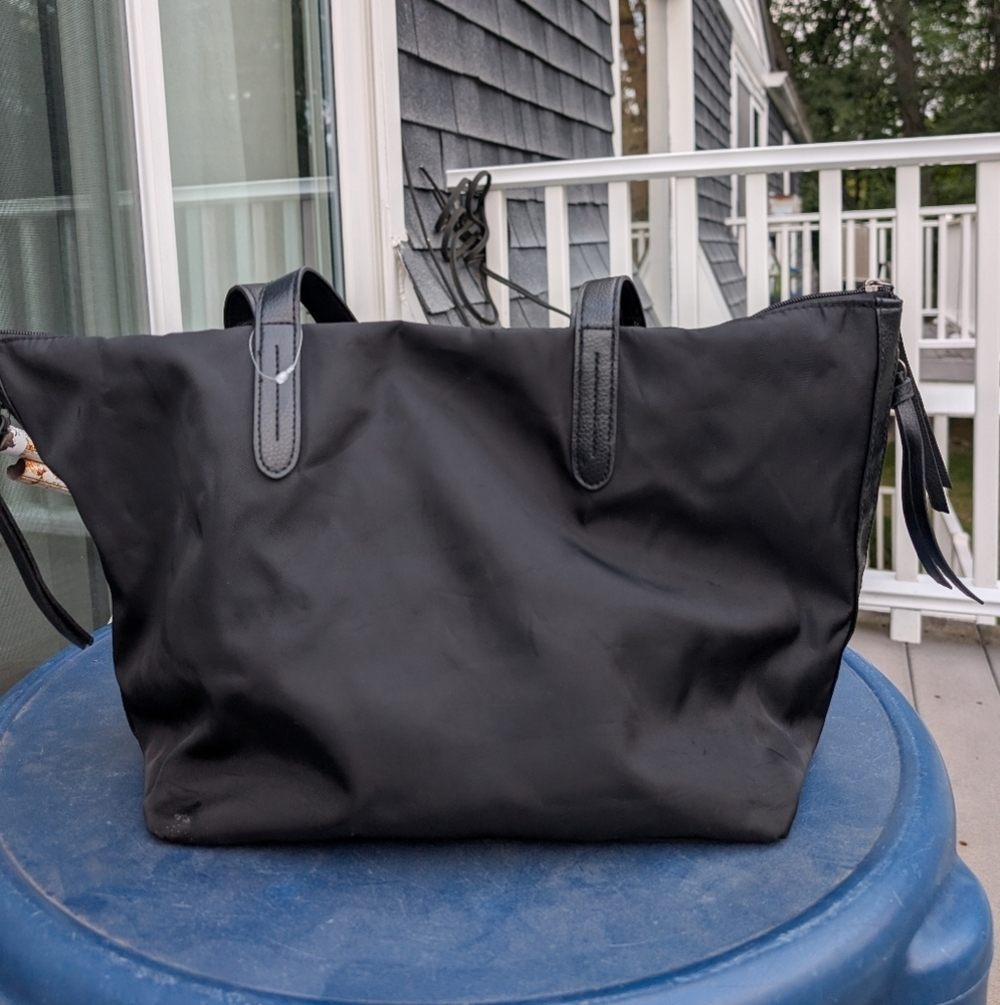 Botkier Black Nylon Tote Bag with Leather Handles – Large Everyday Shoulder Bag - Picture 3 of 4